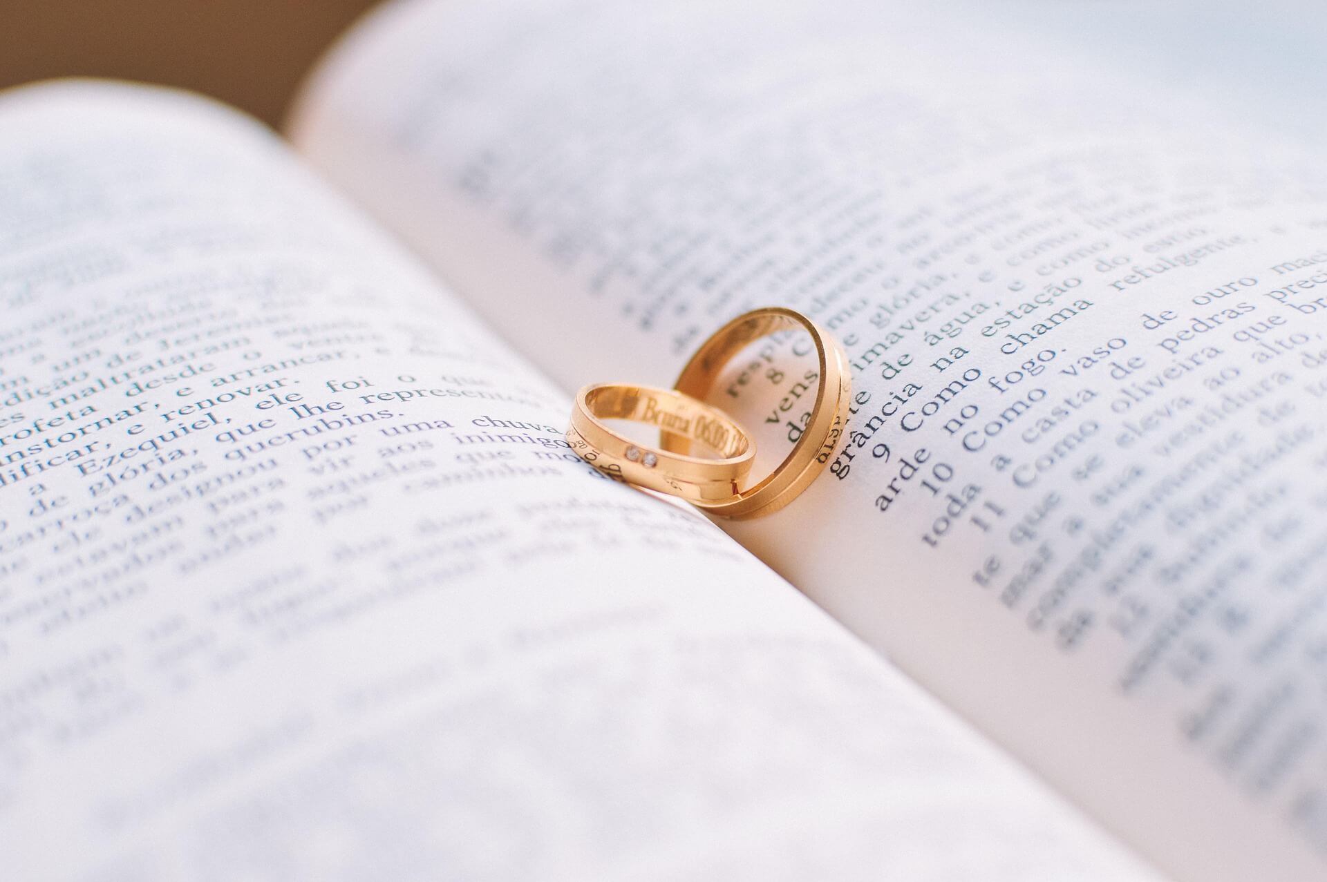 Parejas de hecho vs. matrimonio: Diferencias legales importantes